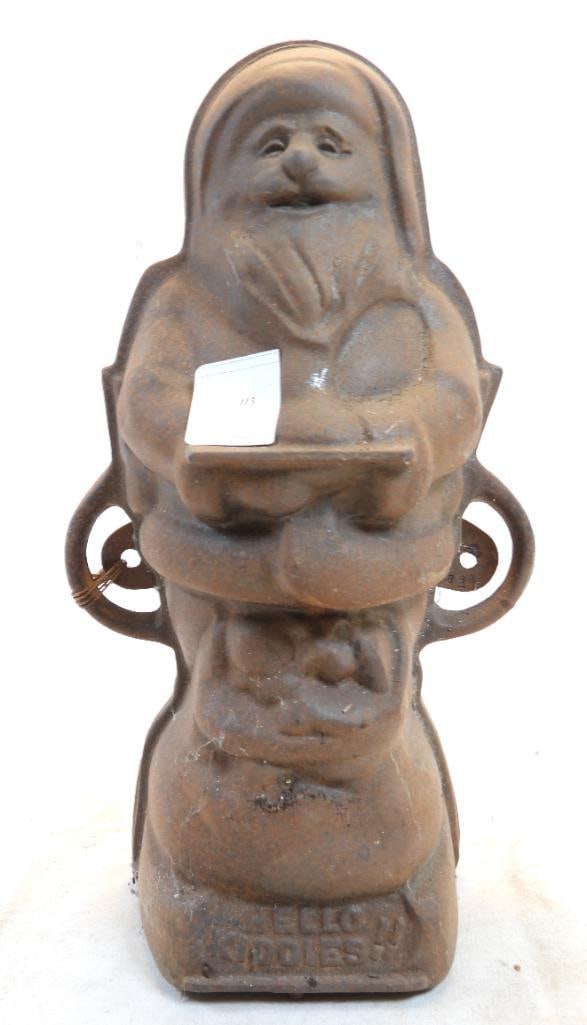 Antique Griswold Cast Iron Santa Claus Cake Mold (1 of 7)