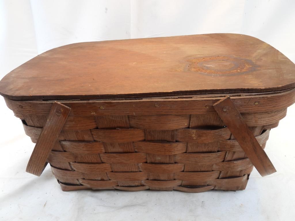 Antique Double-Handle Picnic Basket with Hinged Lid (1 of 7)