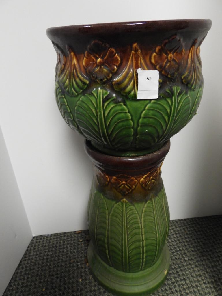 Antique Robinson Ransbottom planter and pedestal set (1 of 8)