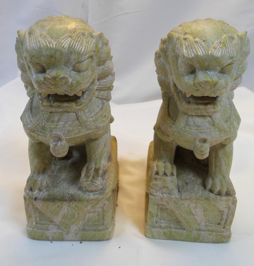 Pair of "Food Dogs", Chinese Guardian lions lime soapstone: Pair of "Food Dogs", Chinese Guardian lions, approx. 3"x4.25"x7.5"