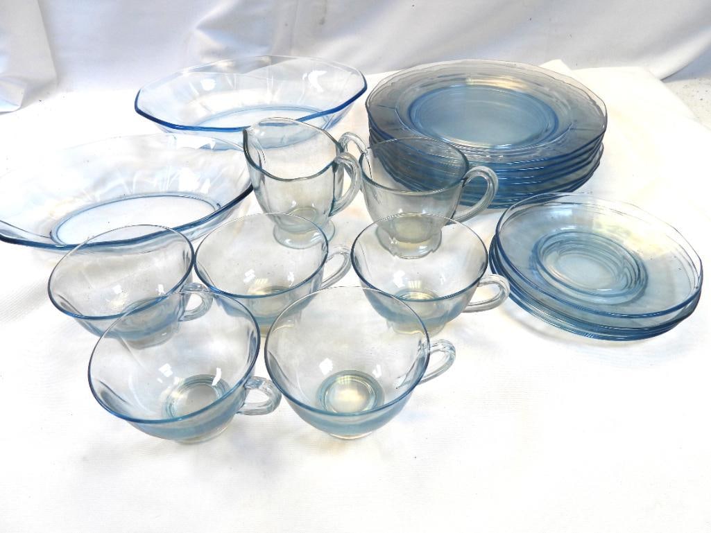 Vintage LOT OF 20 blue glass dish set (1 of 6)