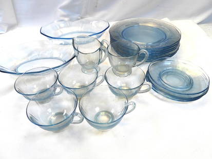 Vintage LOT OF 20 blue glass dish set: LOT OF 20 blue glass dish set: 7 plates, 4 small plates, two serving dishes, cream/sugar bowl, and 5 tea cups