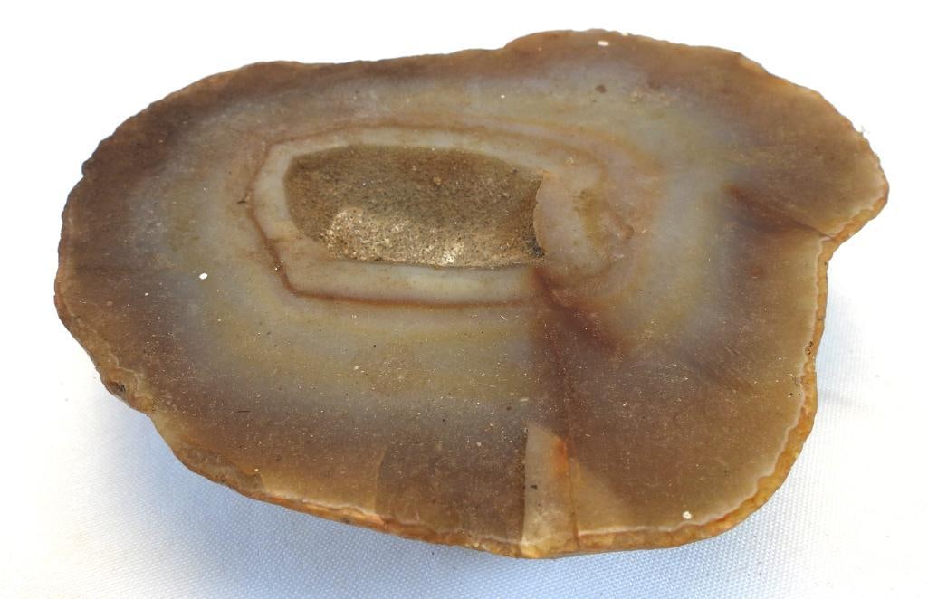Agate Geode, small standing display: Agate Geode, small standing display, approx. 5" x 5.75"