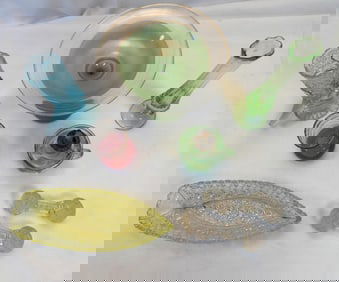 Antique LOT Of 8 assorted glass urs