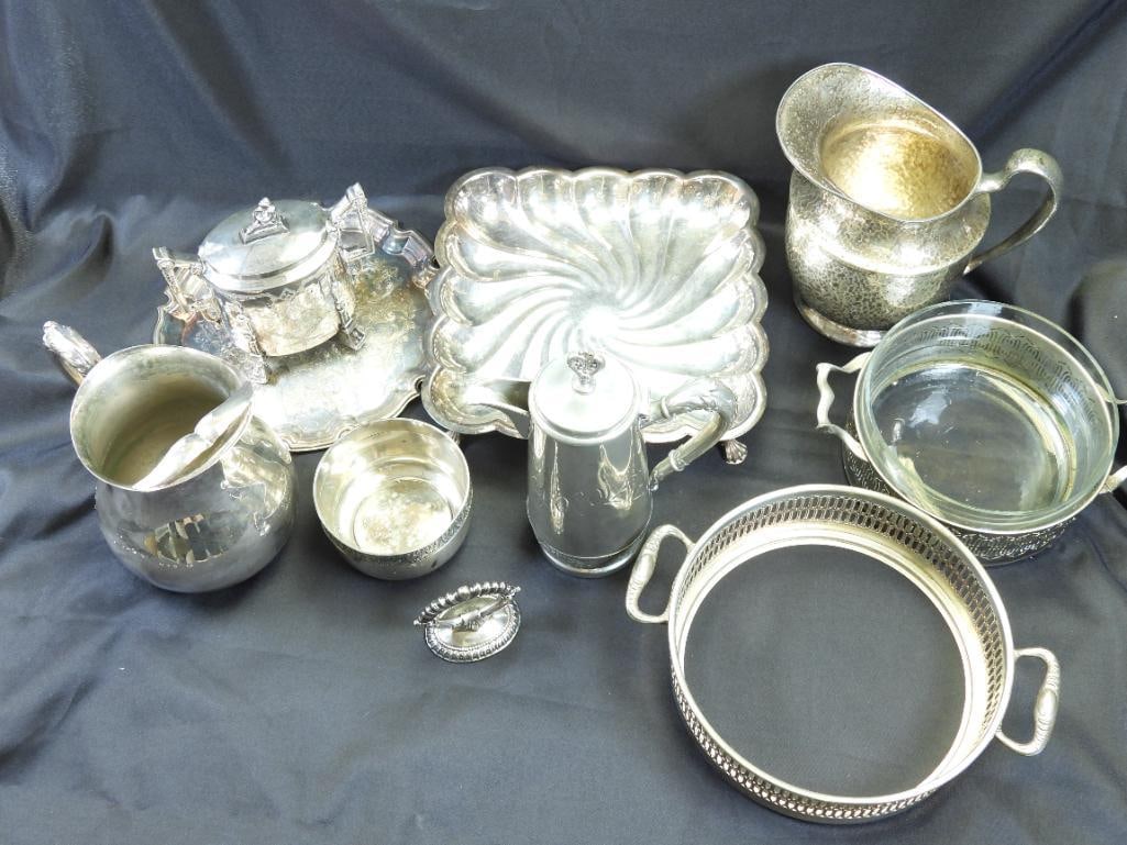 Antique LOT OF 10 Silver Plated Sereviing including Hot Chocolate Server (1 of 18)
