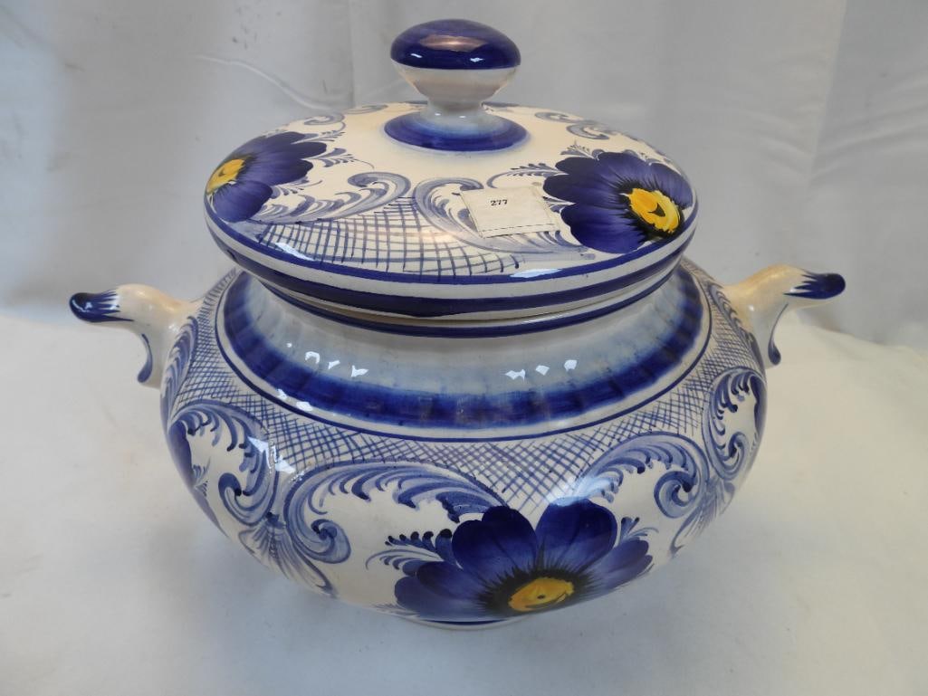 Vintage painted ceramic lidded tureen (1 of 7)