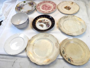 LOT OF 8 antique dishes including Blue Toile bowl and Homer Laughlin plates
