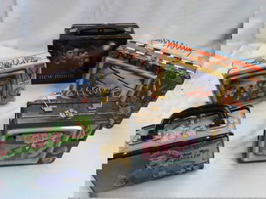 LOT OF 5 vintage to modern tin lunchboxes including "I Love Lucy"