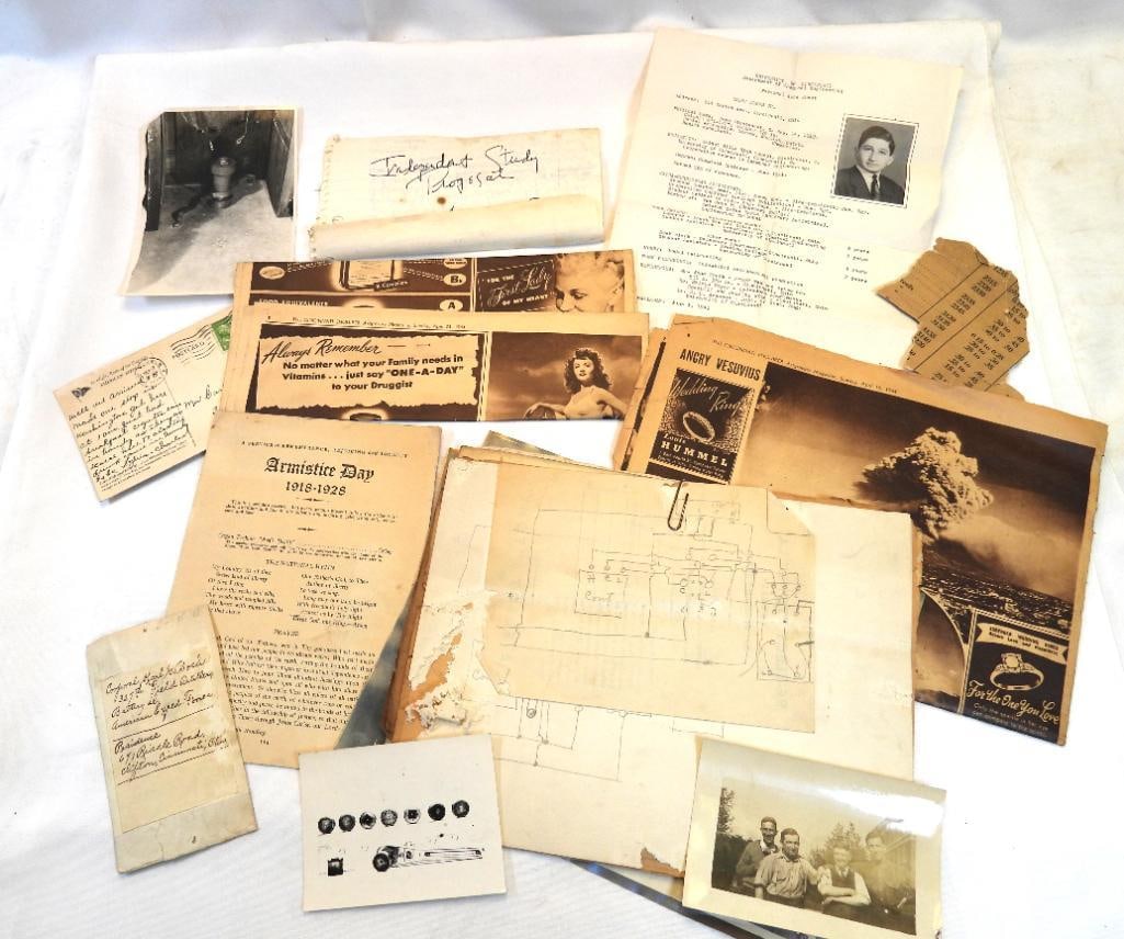 Lot of vintage ephemera of photographs, correspondence and newspaper articles (1 of 7)