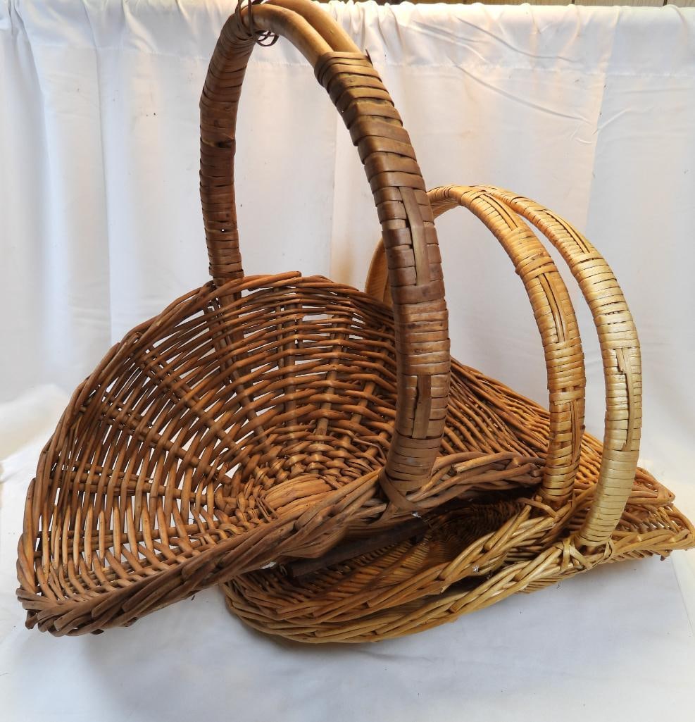 LOT OF 3 vintage handle gathering basket, including one vintage basket (1 of 9)