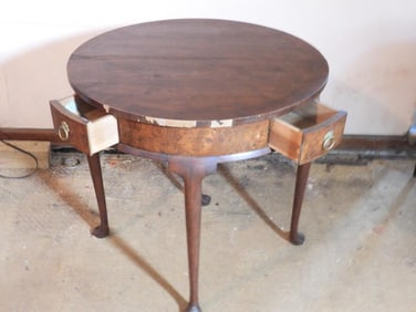 Baker Furniture vintage half-round to full-round pull-out accent table