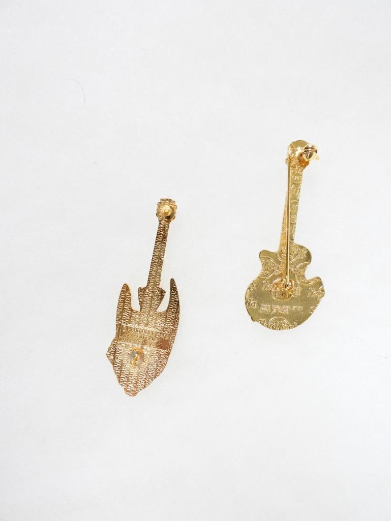 LOT OF 5 Hard Rock Café pins including St. Maartan and St. Thomas: LOT OF 5 Hard Rock Café pins including St. Maartan and St. Thomas, see photos for designs