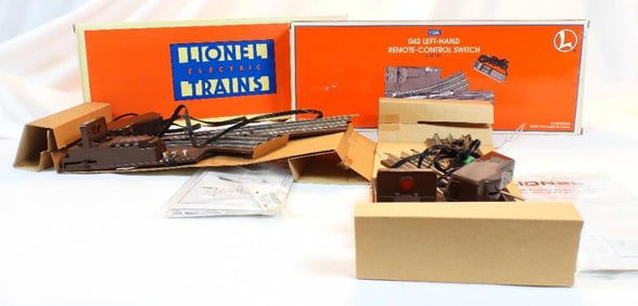 LOT OF 2 LIONEL TRAIN remote-control switches in boxes