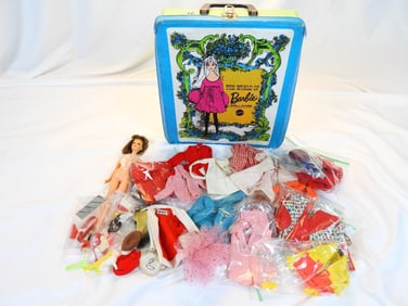 Vintage 1968 Barbie doll case, doll, clothing and shoes