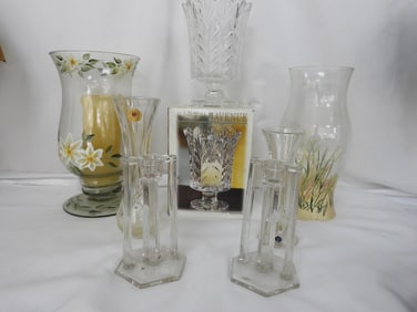 LOT of 7 decor items: candle, vase, and glassware set