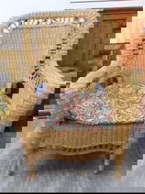 Large wicker chair with floor chair pad