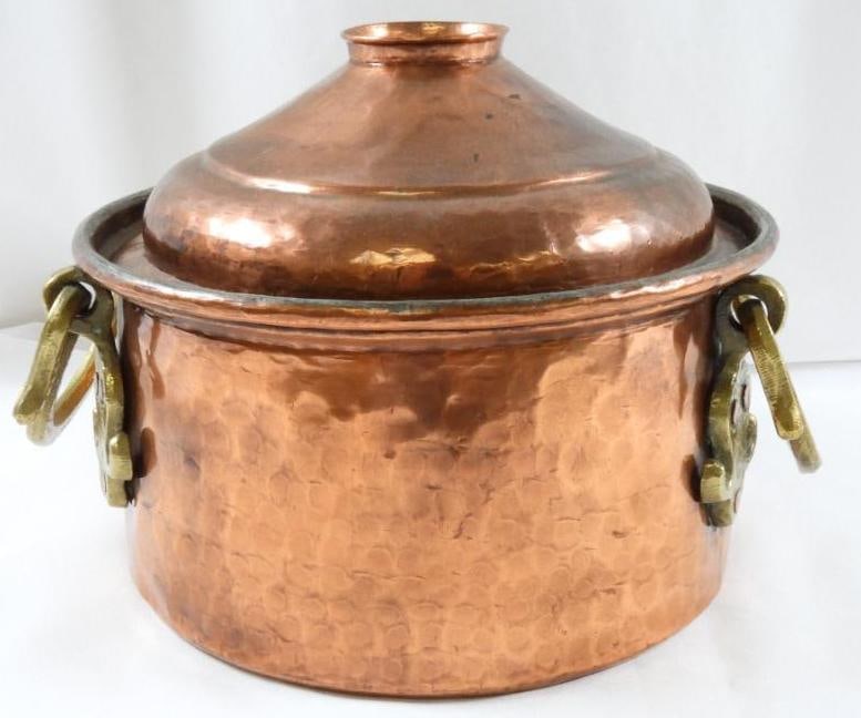 Vintage hammered copper pot with a lid and what appears to be brass handles (1 of 7)