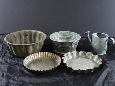 LOT OF Vintage Children's miniature dollhouse kitchen items