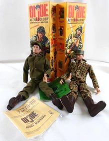 LOT OF 2 GI Joe action marine with MM77-00 and FM75-00 manuals and boxes