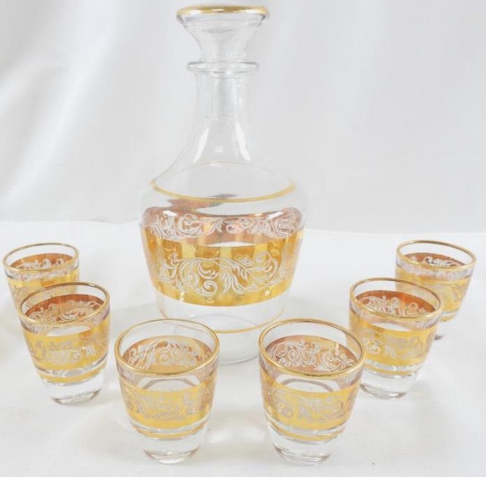 Vintage Clear Glass Decanter Set with gold filigree design: Vintage Clear Glass Decanter Set with gold filigree design, 7" decanter with stopper and 6 2" glasses