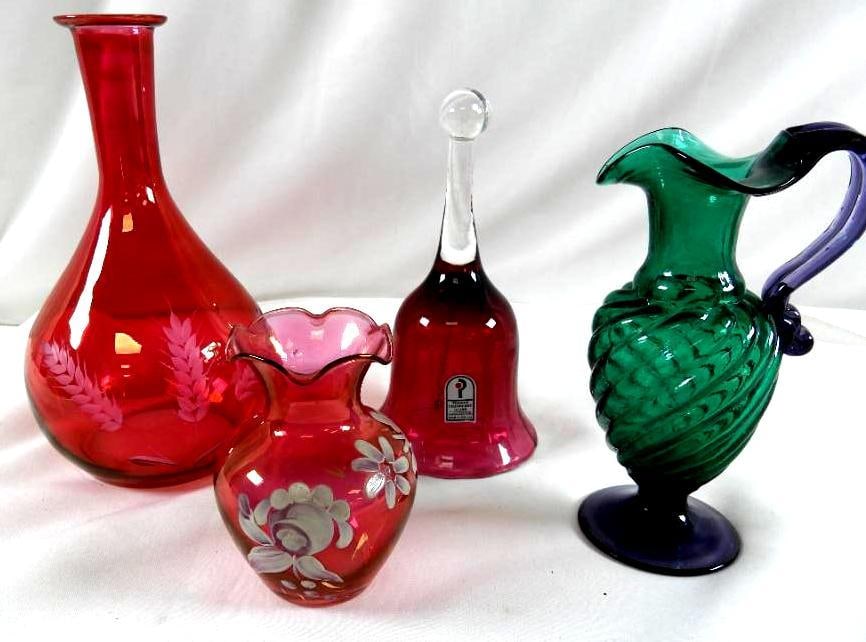 LOT OF 4 vintage glassware including 3 vases and one bell: LOT OF 4 vintage glassware including 3 vases, ranging from 4" to 9" in height and one Pilgram Cranberry glass bell, 8" tall