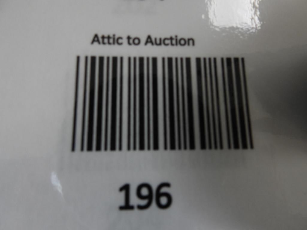 Antique Pearl-inlay tilt-top accent table: Pearl-inlay tilt-top accent table, 29.5"T, 22.5"W, 26.5"L