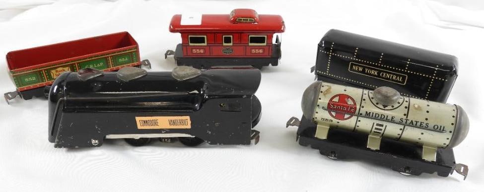 LOT OF 5 model train cards including Commodore Vanderbilt engine: LOT OF 5 model train cards including Commodore Vanderbilt engine (New York Central Lines, made in USA), ranging in length 6" to 8"
