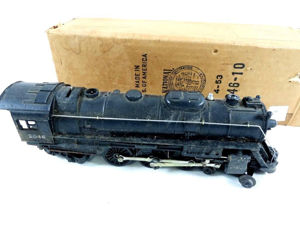 Lionel Postware O Gauge 2046-10 steam locomotive and tender with box: Lionel Postware O Gauge 2046-10 steam locomotive and tender with box, 11.5"L
