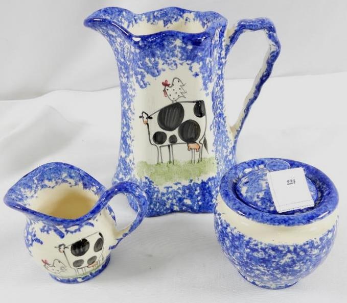 Set of 3 Molly Dallas Pottery Blue Spatterware: pitcher, sugar and creamer: Set of 3 Molly Dallas Pottery Blue Spatterware: pitcher, sugar and creamer, see photos for design and markings on bottoms