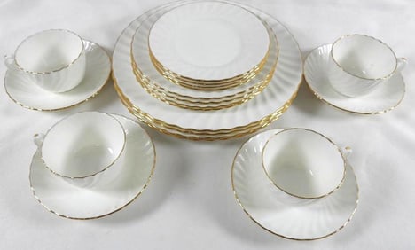MINTON BONE CHINA (founded 1793) 4-place setting set I-64