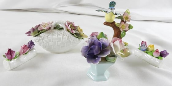 LOT OF 5 figurines including STAFFORDSHIRE