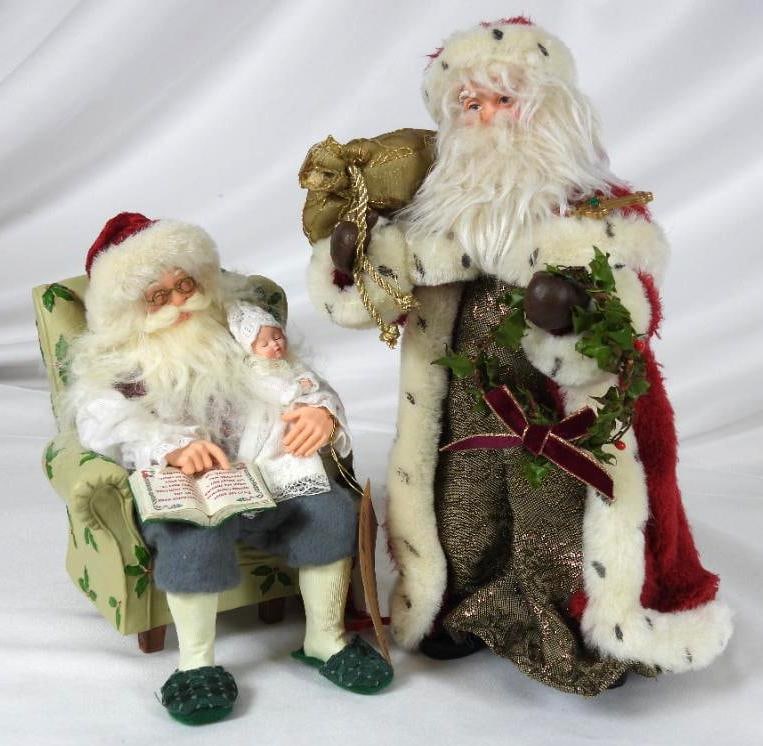 LOT OF 2 POSSIBLE DREAMS including #800686: LOT OF 2 POSSIBLE DREAMS: Dept 56 Not a Creature Was Stirring, Sleeping Santa with baby and book in lap on chair 8"Tx5.5"Lx7.5"W and Santa carrying gold sack, and wreath with long red cloak and matchi