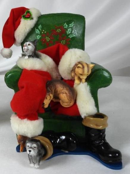 POSSIBLE DREAMS CLOTHTIQUE Make Room For Santa: POSSIBLE DREAMS CLOTHTIQUE Make Room For Santa #713512, Santa 9.25"Tx6"Lx5"W and Chair for Cats 8"Tx5.5"Lx6.5"W