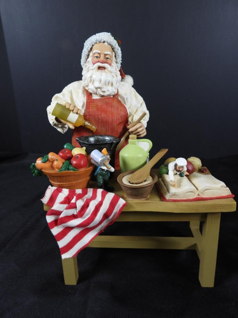 POSSIBLE DREAMS CLOTHTIQUE Pinch of Cheer Santa (1 of 11)