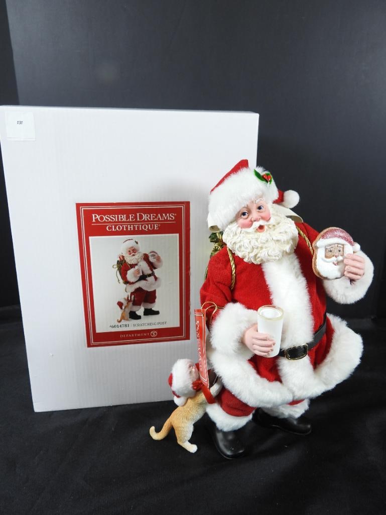 POSSIBLE DREAMS CLOTHTIQUE Scratching Post Santa (1 of 7)