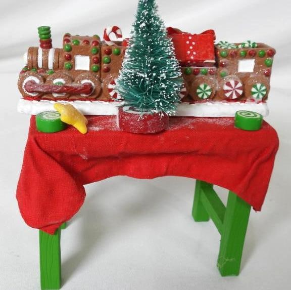 LOT OF 2 POSSIBLE DREAMS Santas (1 of 1)