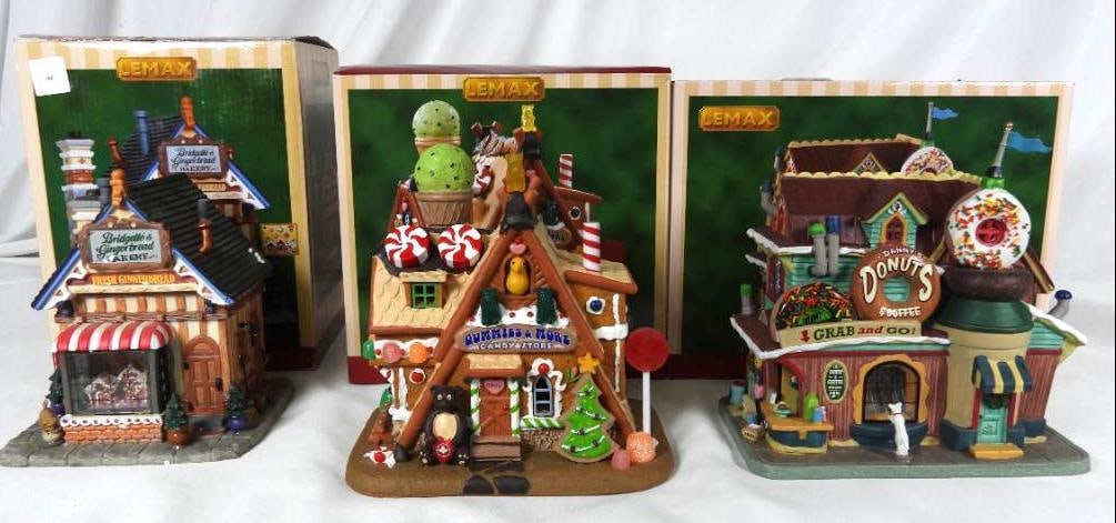 LOT OF 3 LEMAX lighted shops in original boxes: LOT OF 3 LEMAX lighted shops in original boxes: Bridgette's Gingerbread Bakery, 5.5"Lx5"Wx7"T, Gummies & More Candy Store, #85436, 7.5"Lx4.5"Wx 7.5"T, and Danny's Donuts & Coffee, 7.5"Lx4.25"Wx6.5"T