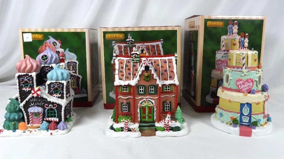 LOT OF 3 LEMAX sweet shops in original boxes: LOT OF 3 LEMAX sweet shops in original boxes: Meringue Manor, #75179, 6"Lx5.5"Wx8.5"T, Peppermint House, #15826, 7.5"Lx5.5"Wx8.5"T, Wendy's Wedding Cakes, #35095, 5.5"Lx5.5"Wx9"T