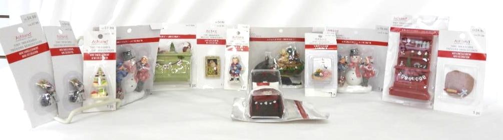 LOT OF 13 ASHLAND ornaments, BRAND NEW in pkg (1 of 4)