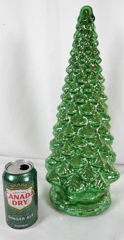 Large twinkling glass green LIGHTED Christmas tree (1 of 4)