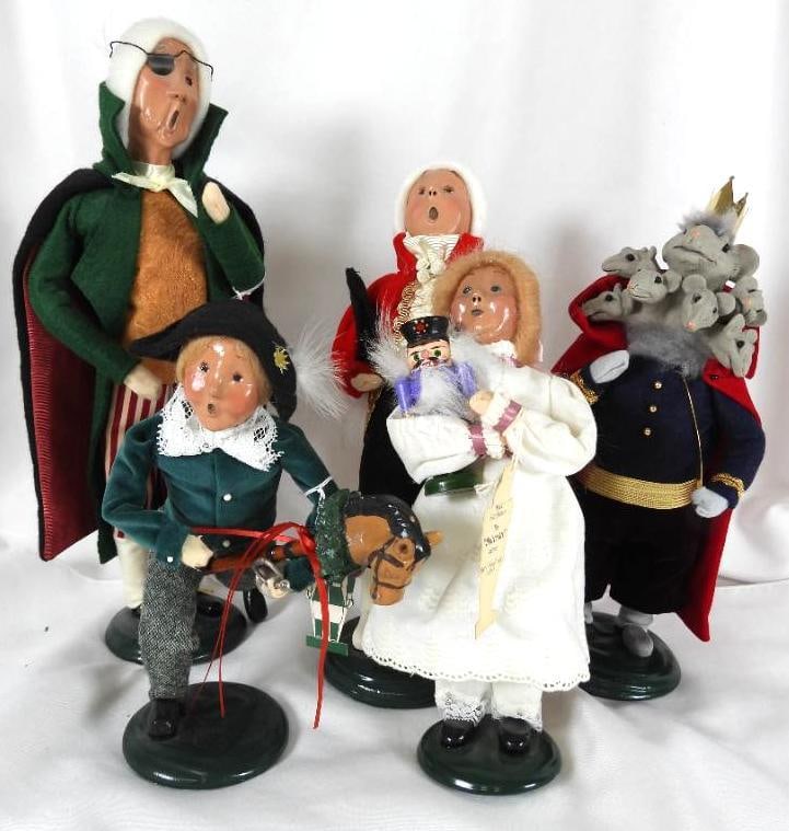 LOT OF 5 BYERS' CHOICE CAROLERS NUTCRACKER FIRST EDITION signed (1 of 20)