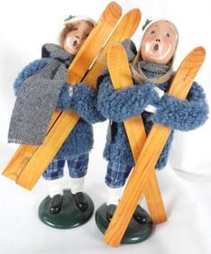 LOT OF 2 BYERS' CHOICE LTD THE CAROLERS, Skiers