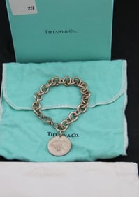 Authentic PLEASE RETURN TO TIFFANY Sterling Silver link bracelet 37 grams