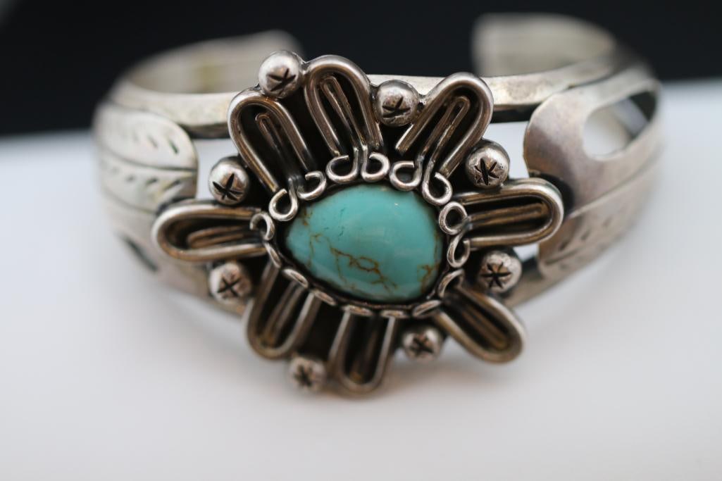 Wide heavy Sterling silver turquoise cuff bracelet MEXICO (1 of 8)