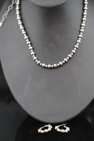 Vintage Carolyn Pollack Sterling Silver concho beaded necklace and earrings set 22.6 grams