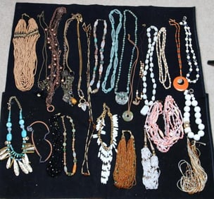 Huge Vintage, Boho, & Modern Jewelry 25 Necklace Lot