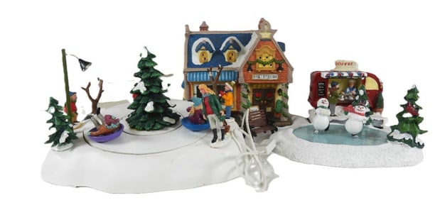 LOT OF 4 including Christmas shop with bulb