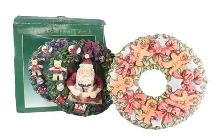 LOT OF 2 Resin wreaths, Santa wreath in box