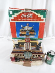 COCA-COLA CHRISTMAS VILLAGE LIGHTED Diner in box