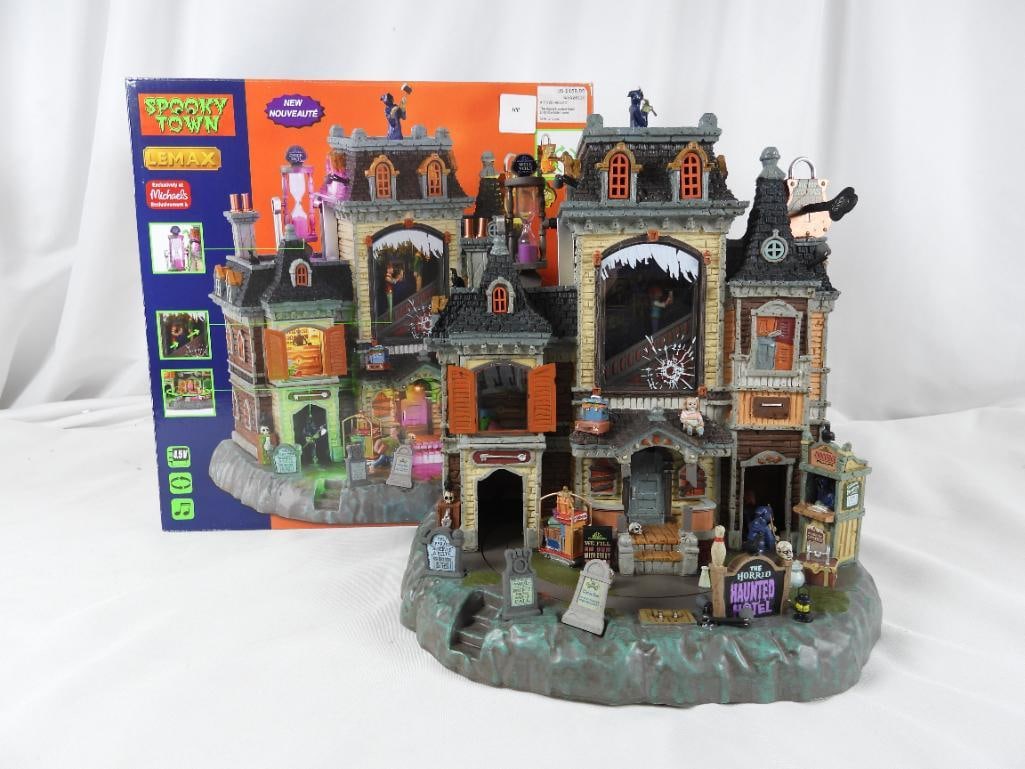 Large LEMAX SPOOKY TOWN HAUNTED HOUSE in orig box (1 of 13)